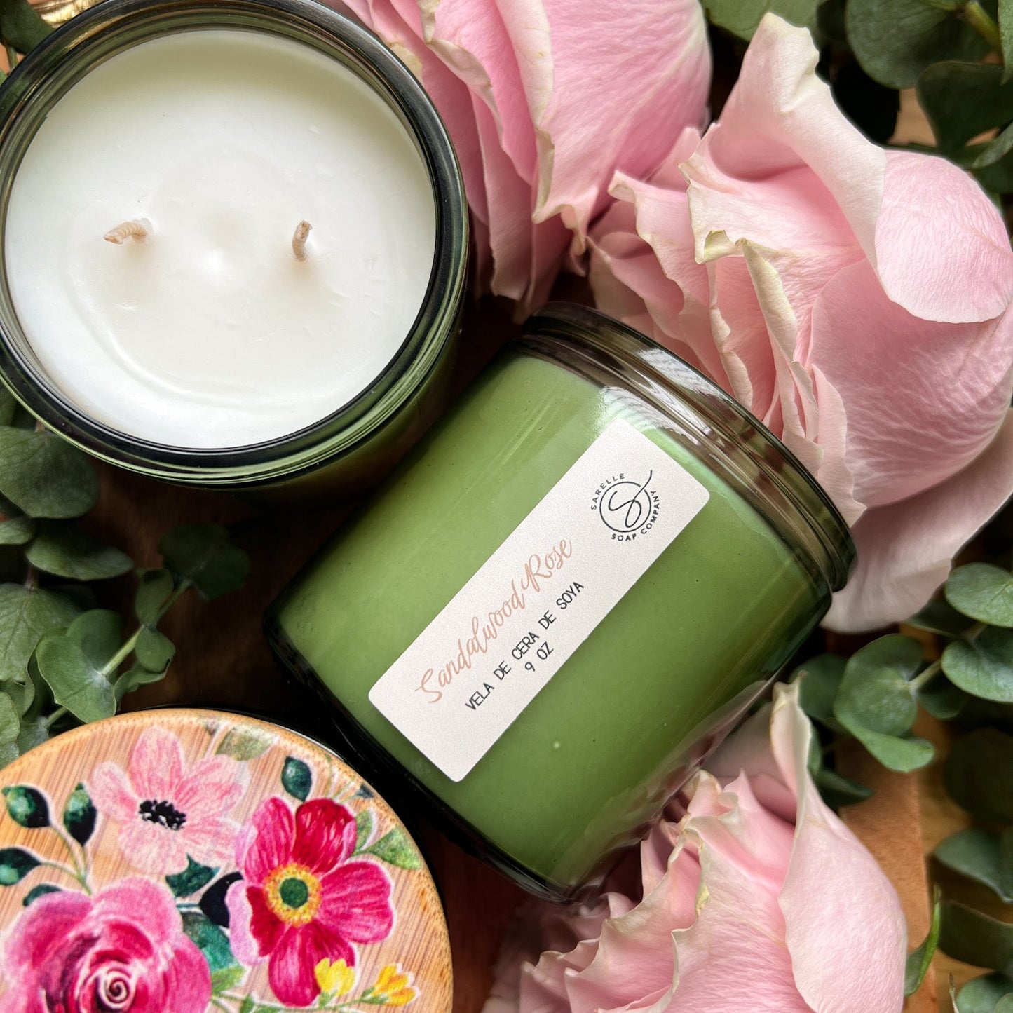 Vela Aromática Sandalwood Rose, 9 oz